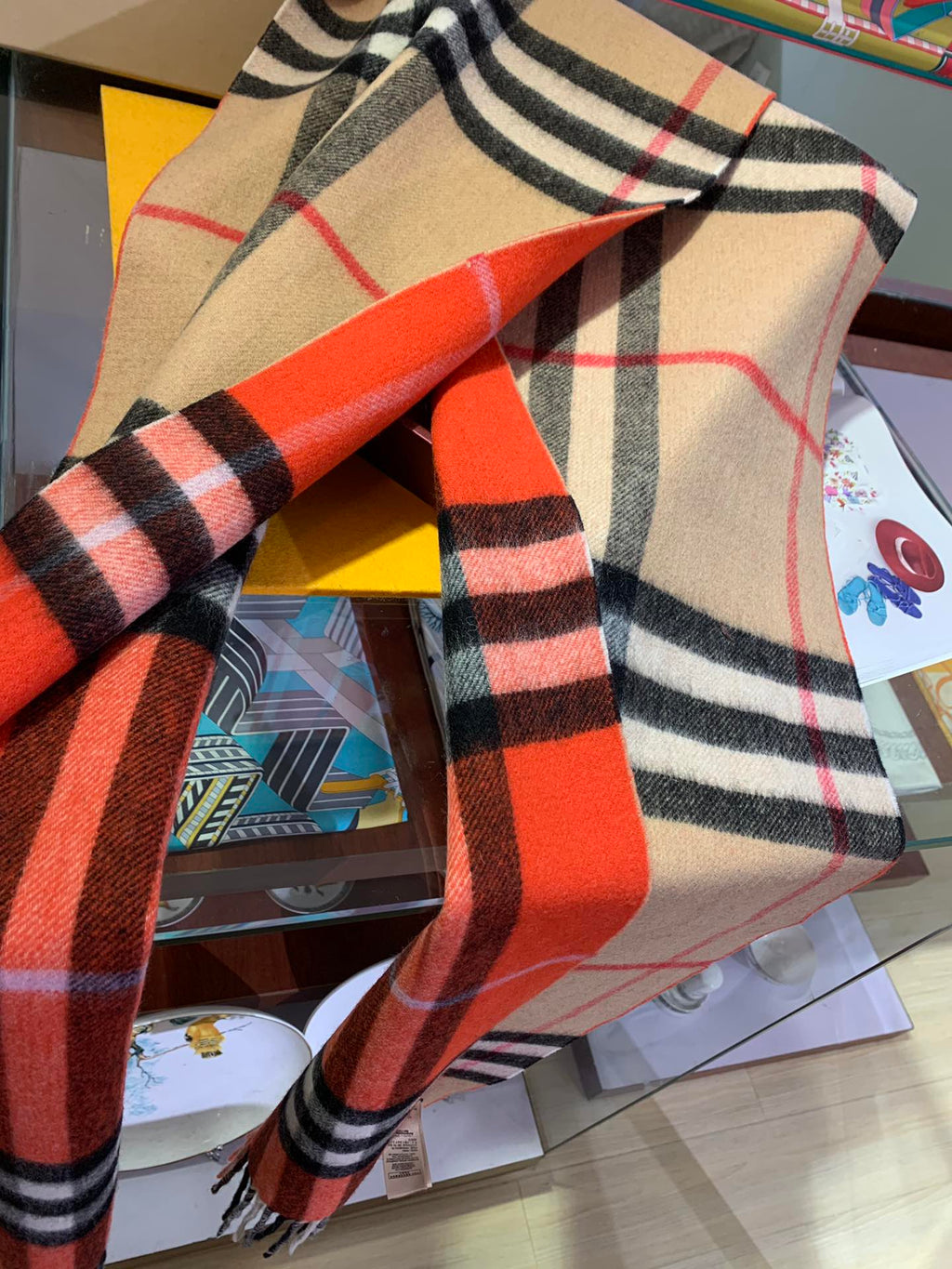 BURBERRY LONG SCARF 250 CM IN TIGER ORANGE AND BEIGE CASHMERE 410473