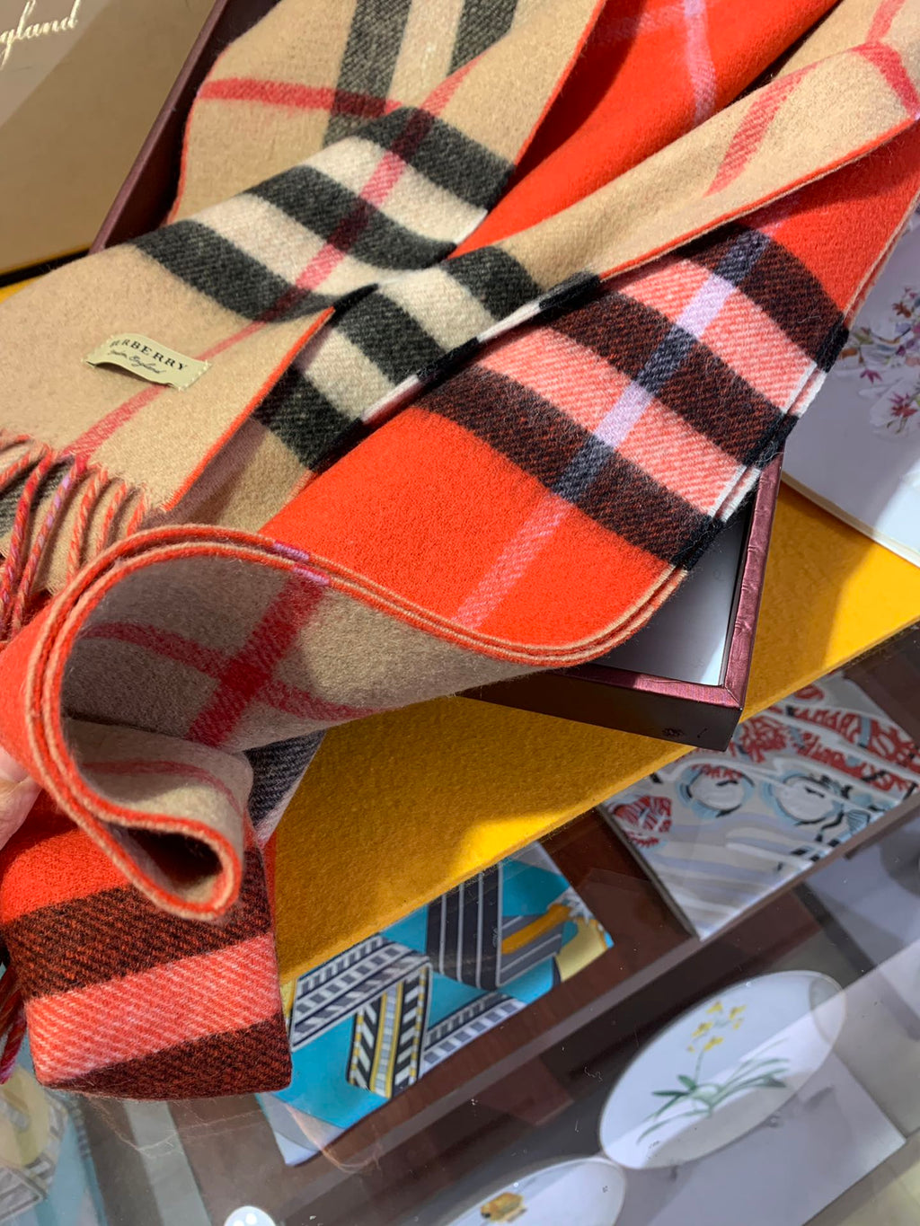 BURBERRY LONG SCARF 250 CM IN TIGER ORANGE AND BEIGE CASHMERE 410473