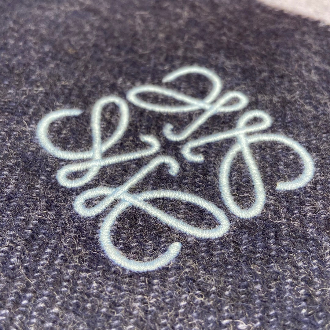 LOEWE SCARF 180 CM IN NAVY BLUE WOOL 409997