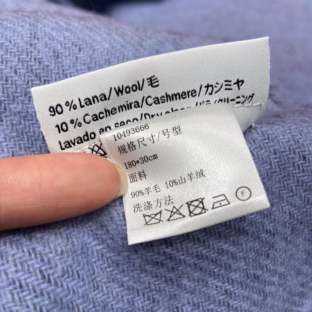 LOEWE SCARF 180 CM IN NAVY BLUE WOOL 409997