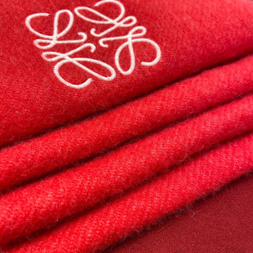 LOEWE SCARF 180 CM IN CHERRY RED WOOL 409999
