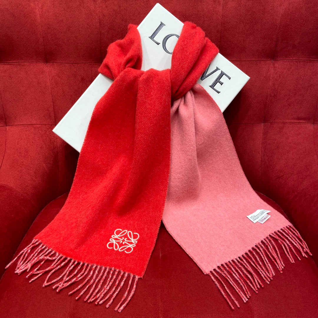 LOEWE SCARF 180 CM IN CHERRY RED WOOL 409999