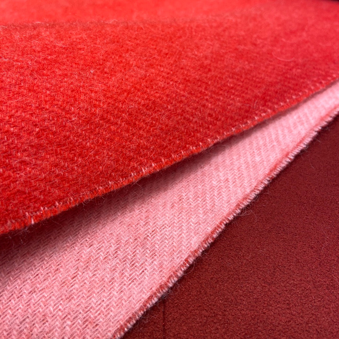 LOEWE SCARF 180 CM IN CHERRY RED WOOL 409999