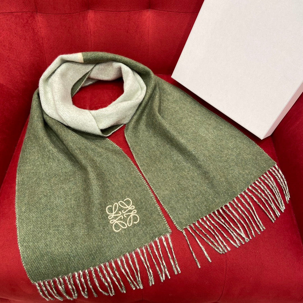 LOEWE SCARF 180 CM IN BASIL GREEN MIX WHITE WOOL 409995
