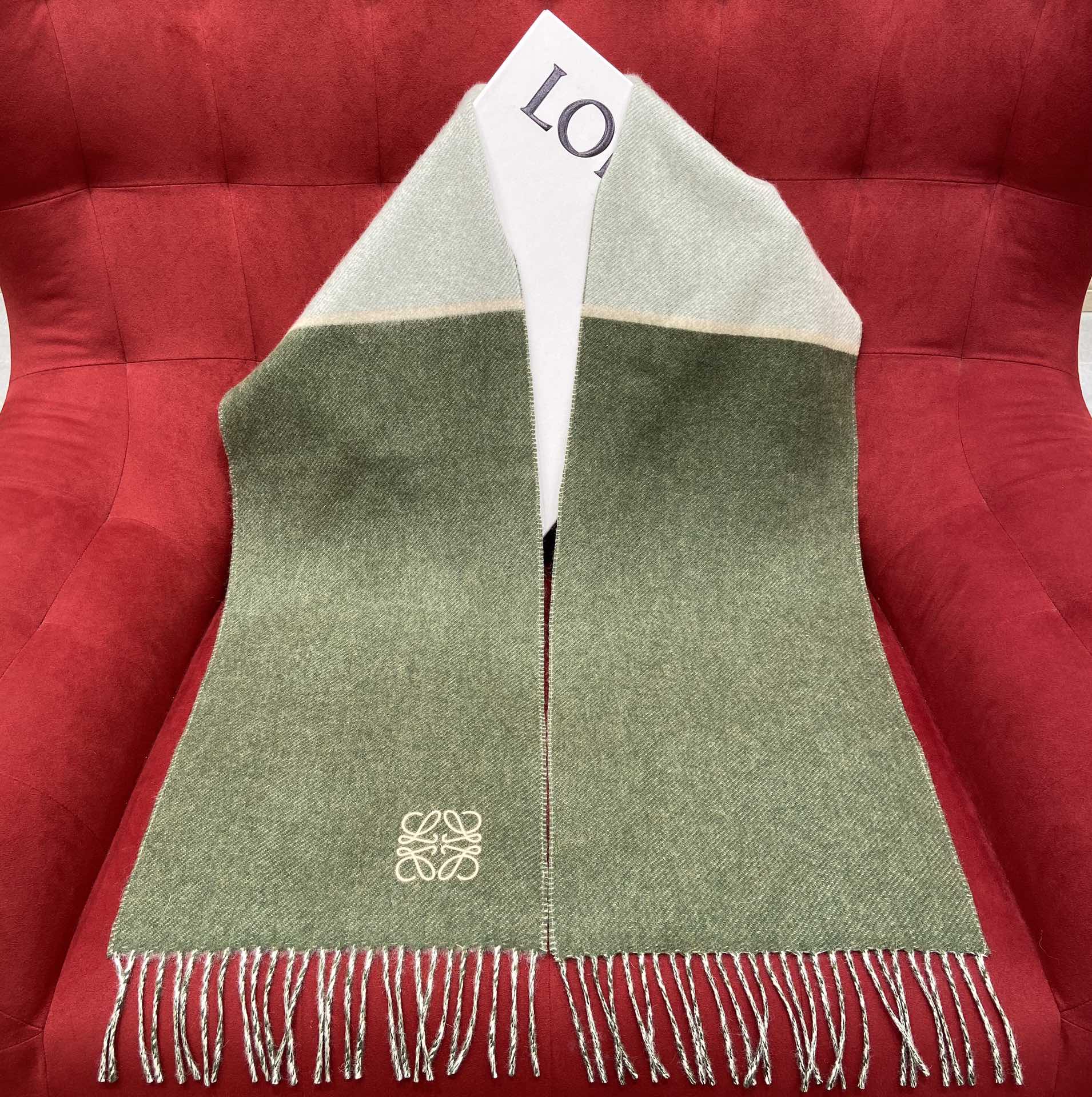 LOEWE SCARF 180 CM IN BASIL GREEN MIX WHITE WOOL 409995