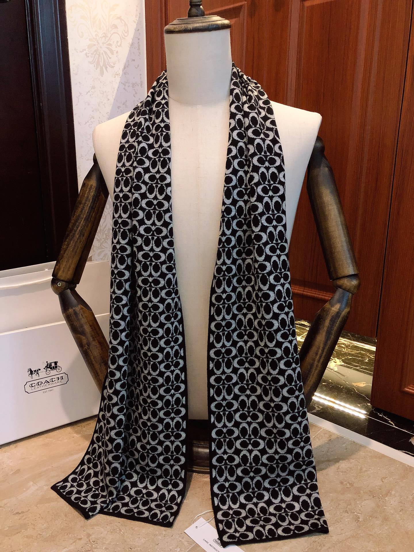 COACH KNIT CASHMERE SCARF BLACK MIX WHITE 619589