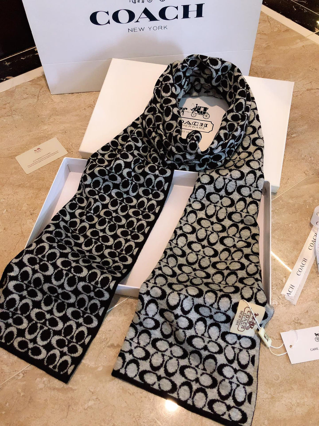 COACH KNIT CASHMERE SCARF BLACK MIX WHITE 619589