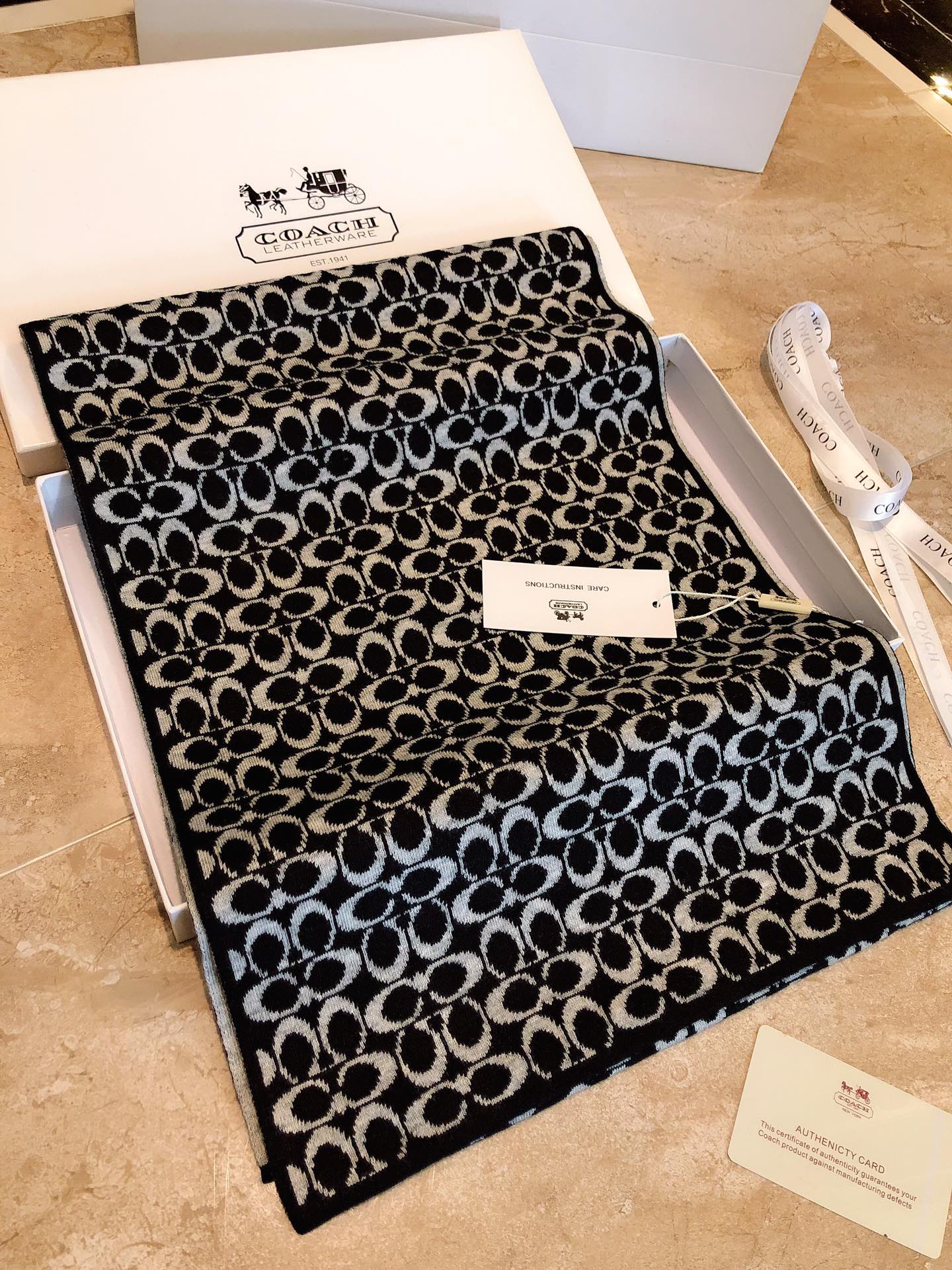 COACH KNIT CASHMERE SCARF BLACK MIX WHITE 619589