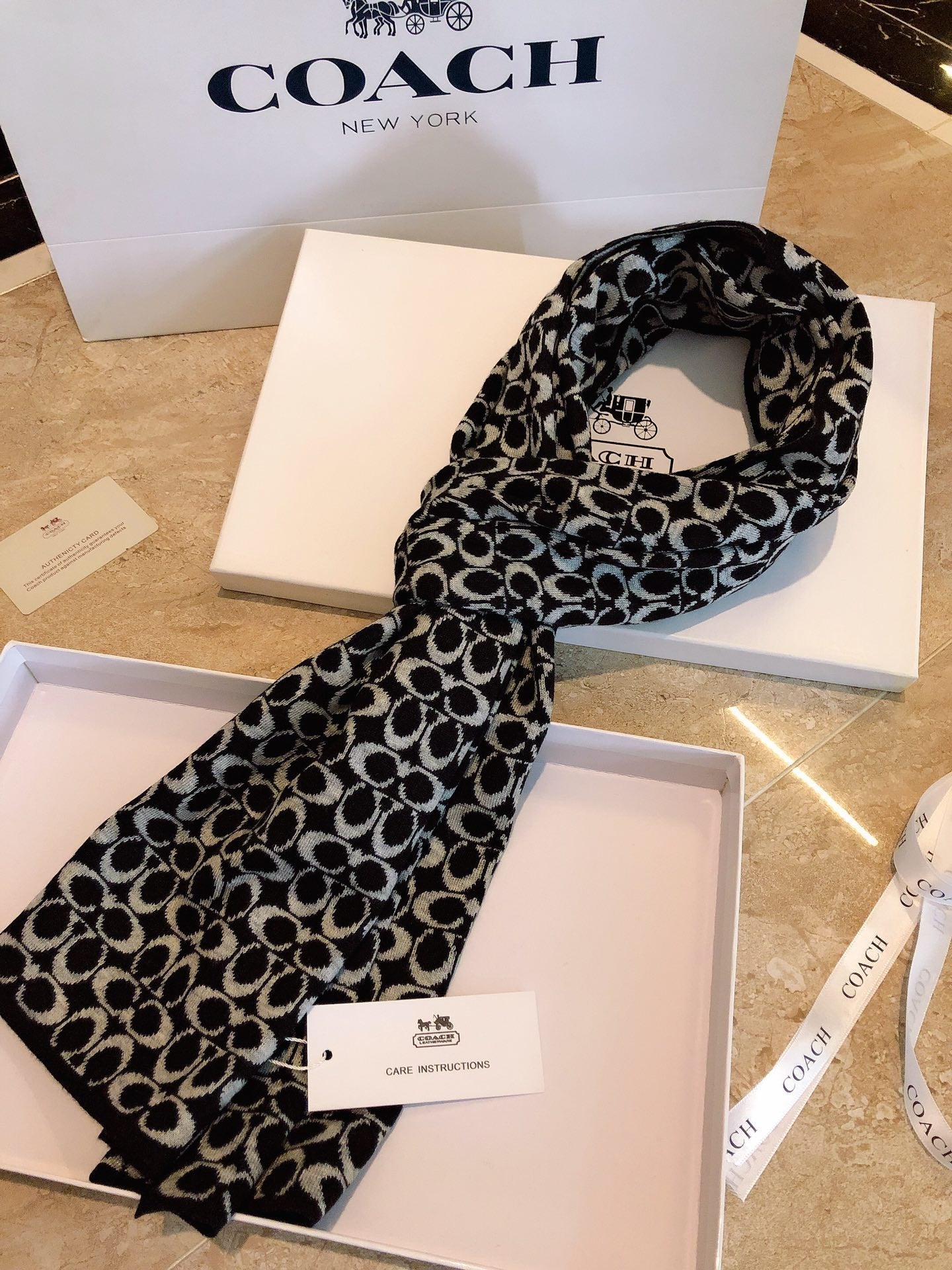 COACH KNIT CASHMERE SCARF BLACK MIX WHITE 619589