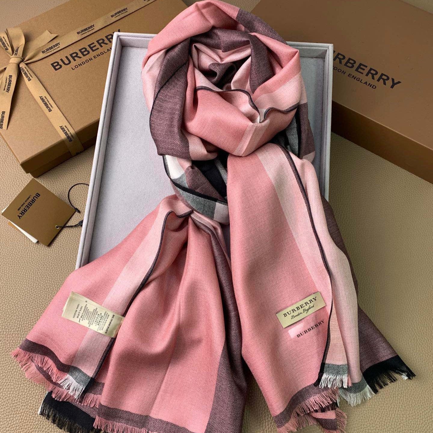 BURBERRY SCARF 200 CM IN ROSE PINK CASHMERE 394727