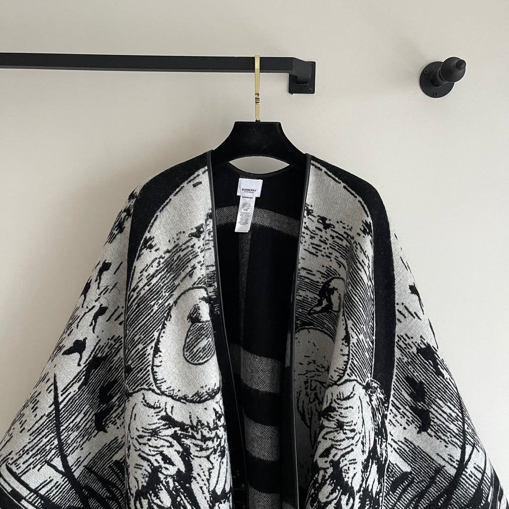 BURBERRY SWAN CAPE IN BLACK MIX WHITE CASHMERE 402246
