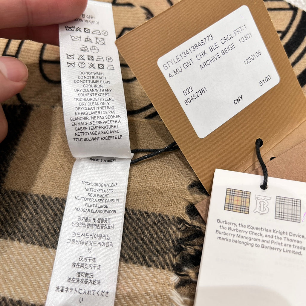 BURBERRY SCARF 168 CM IN CAMEL BEIGE CASHMERE 410088
