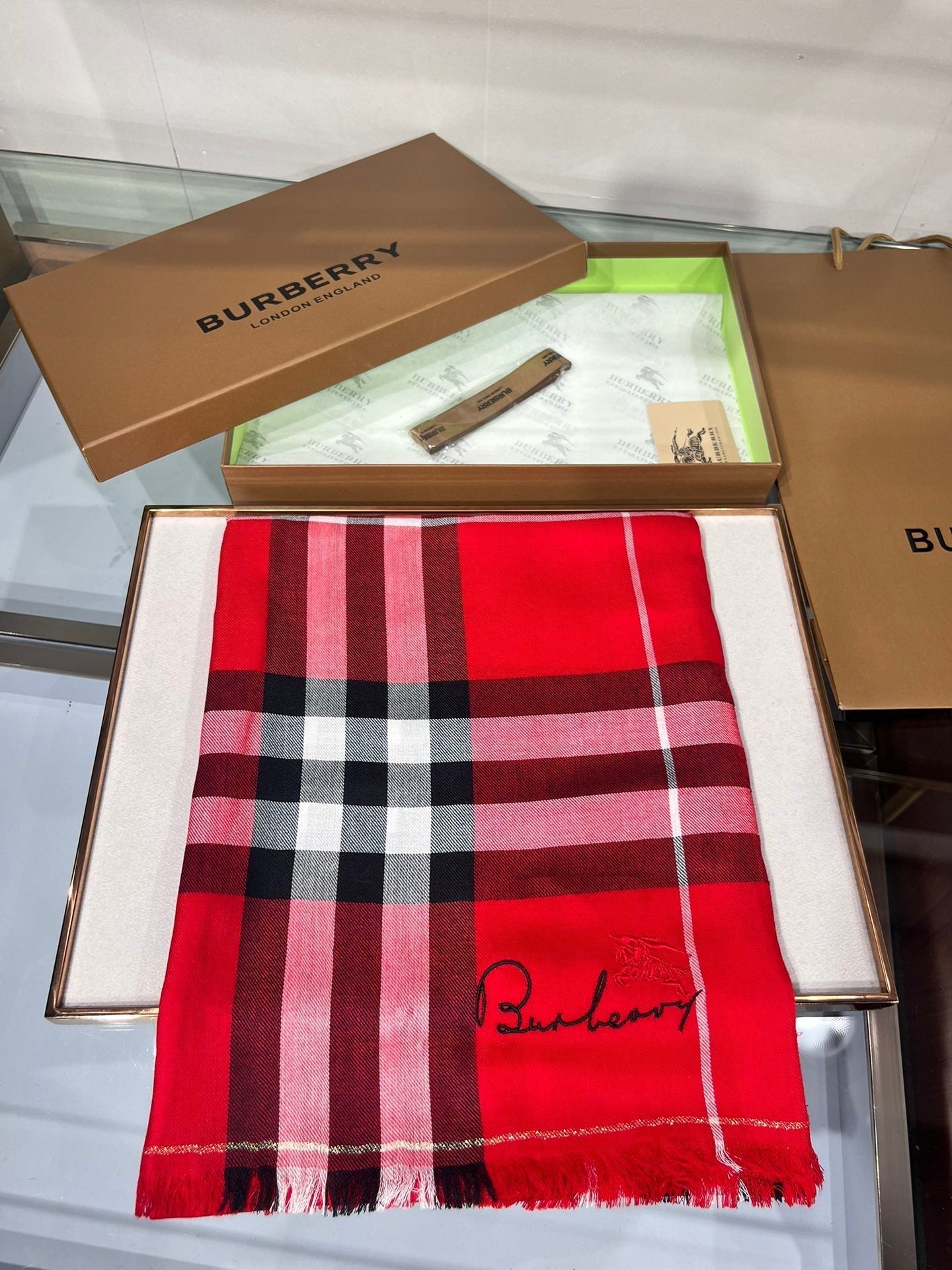 BURBERRY BBR SCARF 200 CM IN CASHMERE 490987
