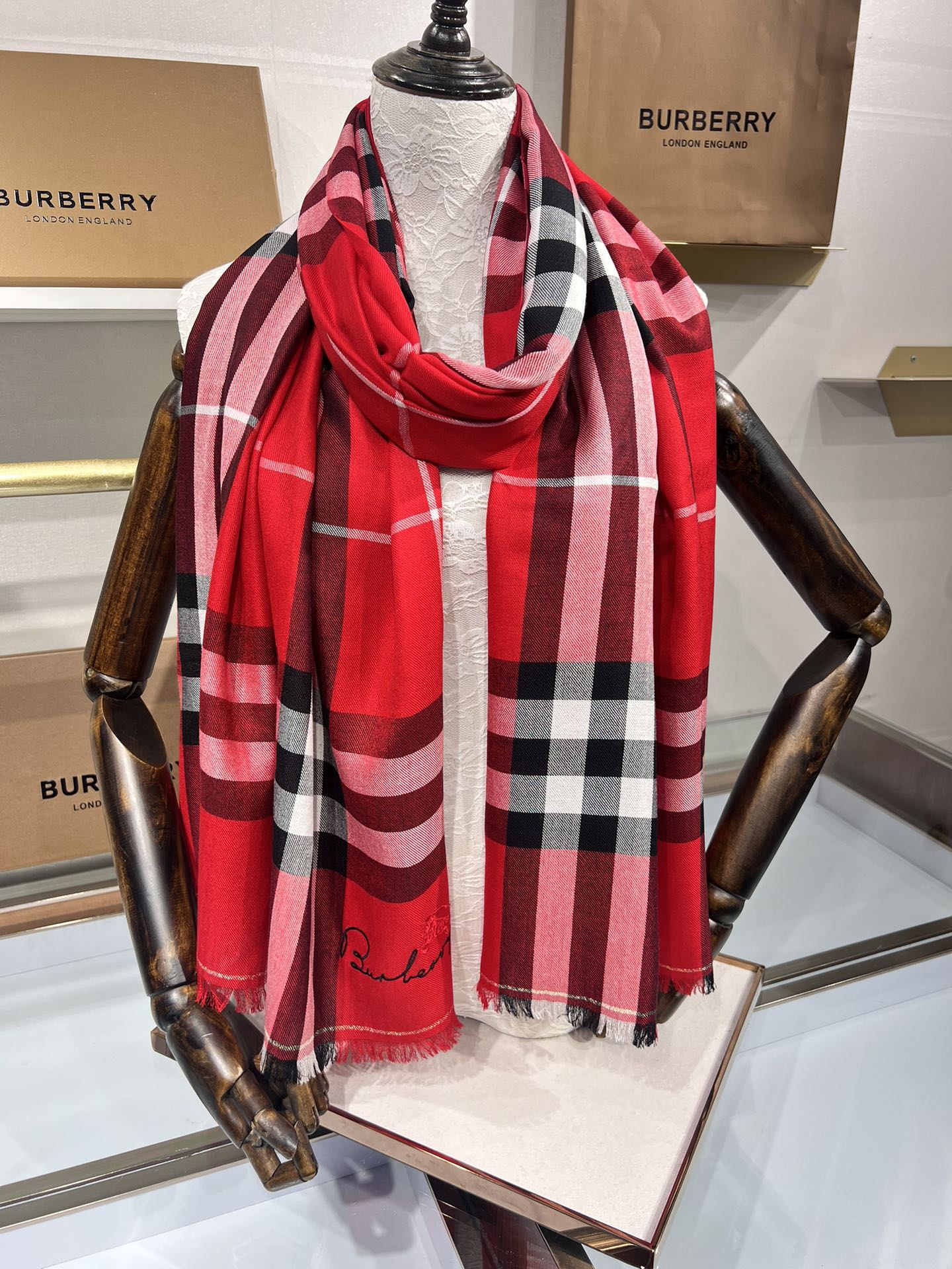 BURBERRY BBR SCARF 200 CM IN CASHMERE 490987