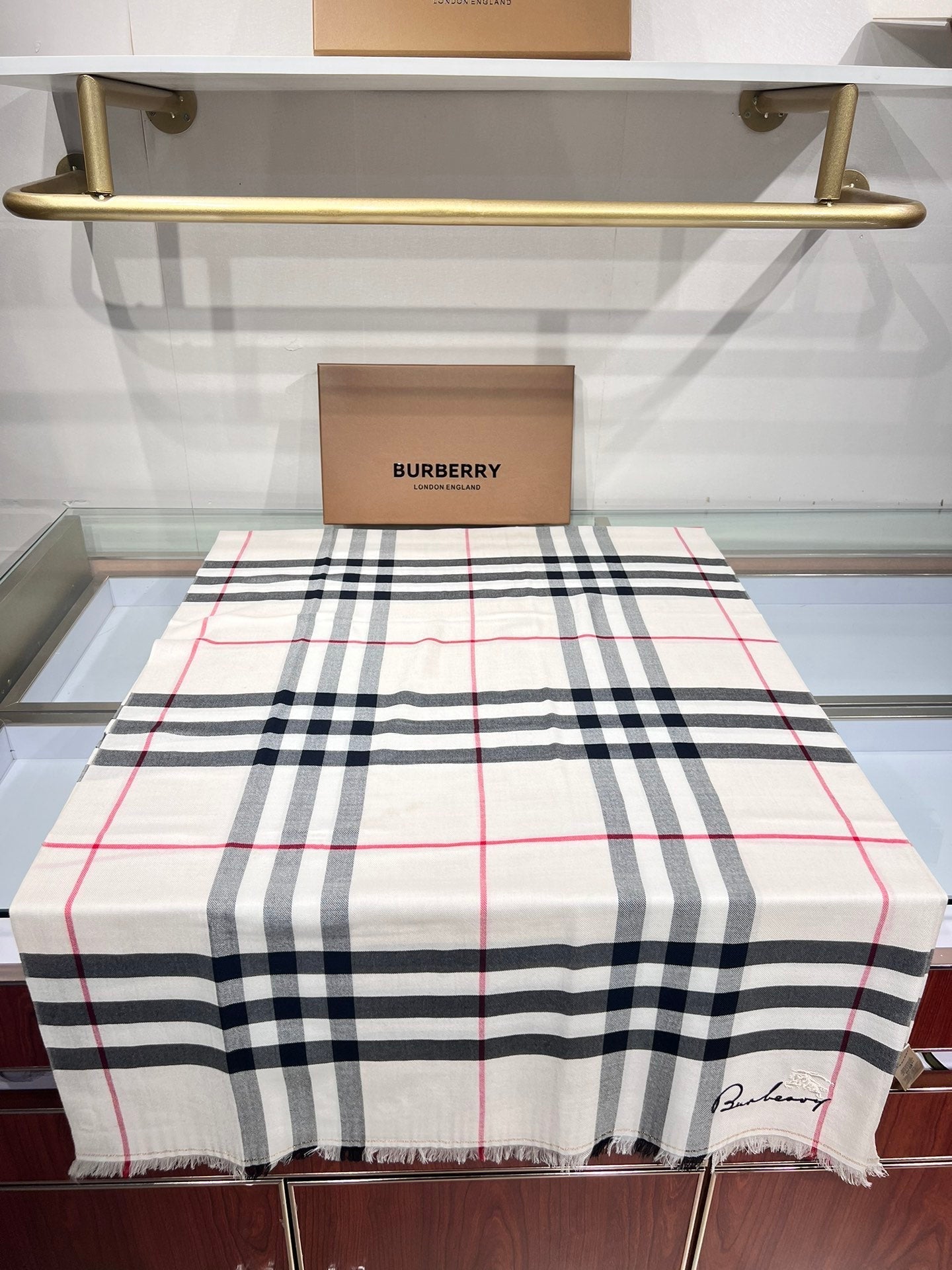 BURBERRY BBR SCARF 200 CM IN CASHMERE 490988