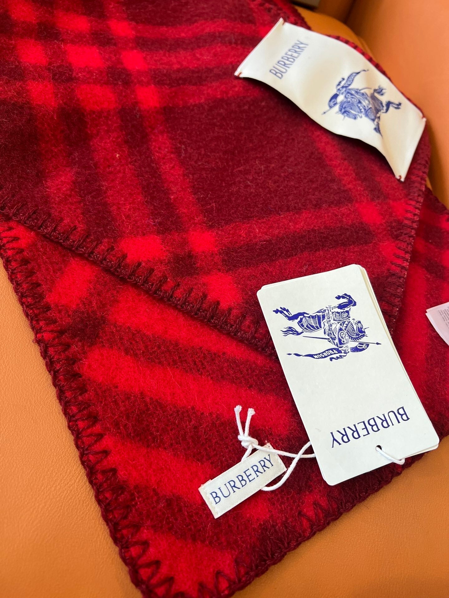 BURBERRY CHECK WOOL 182 CM SCARF GARNET RED 405045