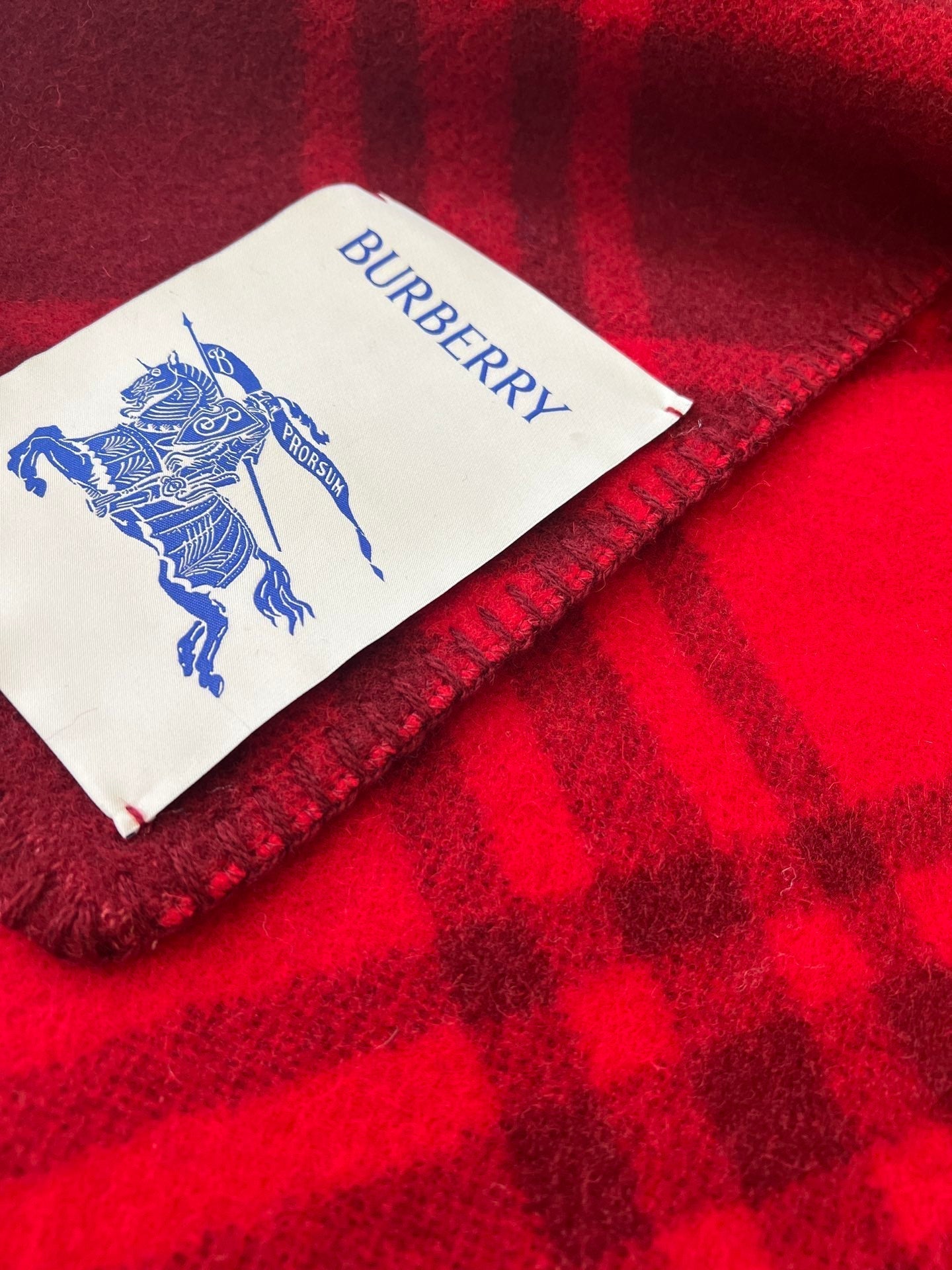BURBERRY CHECK WOOL 182 CM SCARF GARNET RED 405045