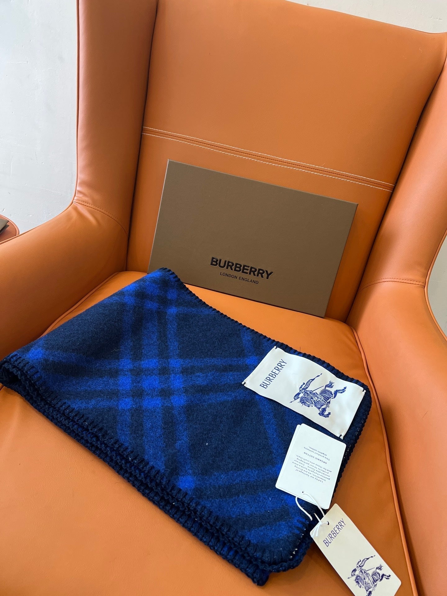 BURBERRY CHECK WOOL 182 CM SCARF NAVY BLUE 405049