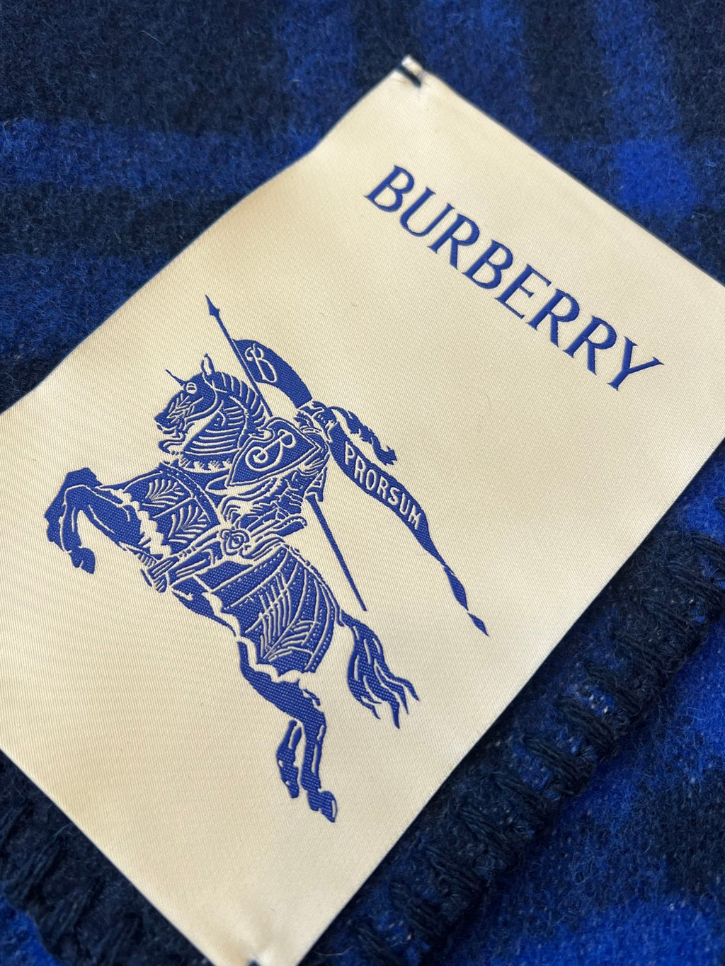 BURBERRY CHECK WOOL 182 CM SCARF NAVY BLUE 405049