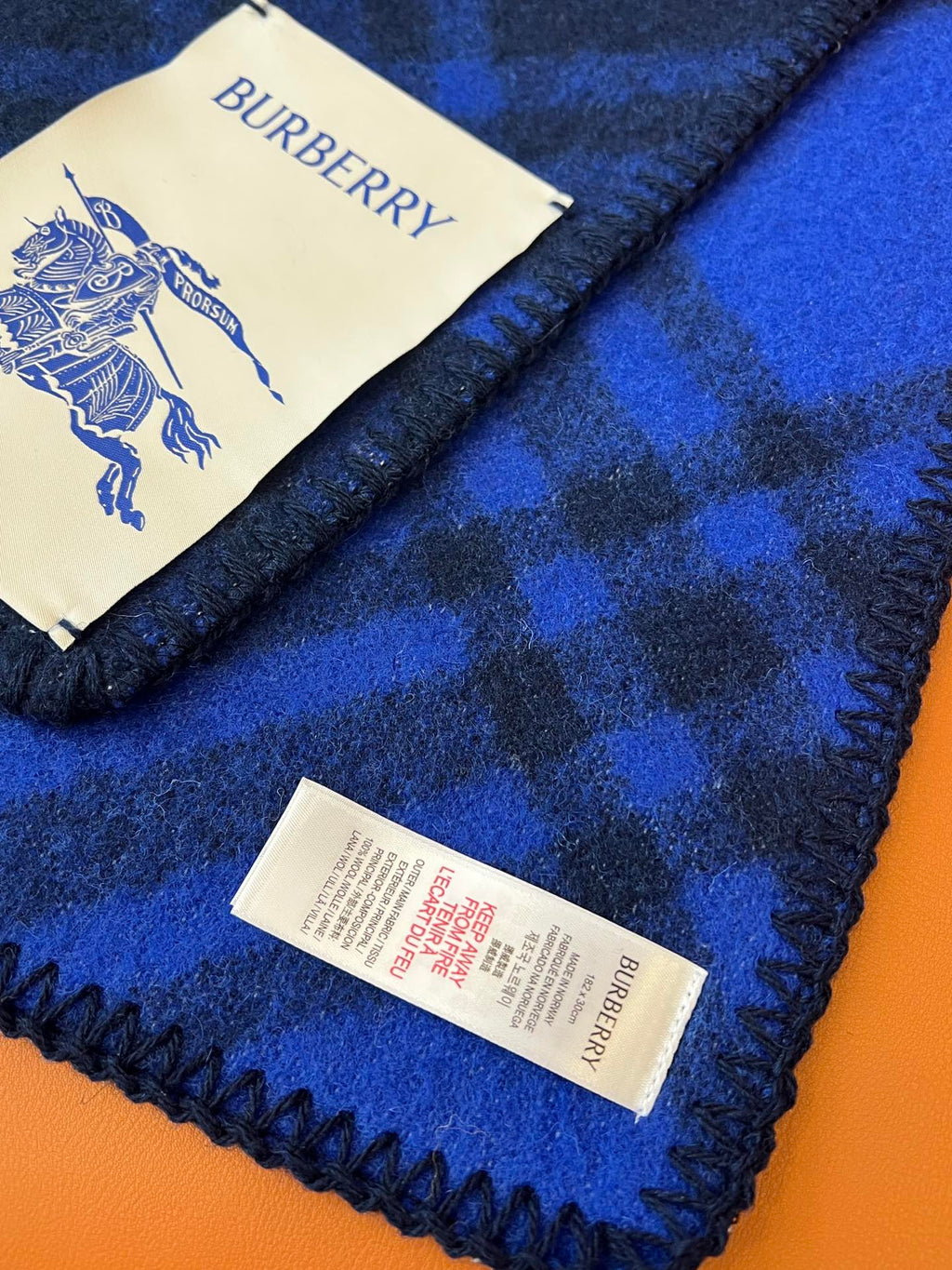 BURBERRY CHECK WOOL 182 CM SCARF NAVY BLUE 405049