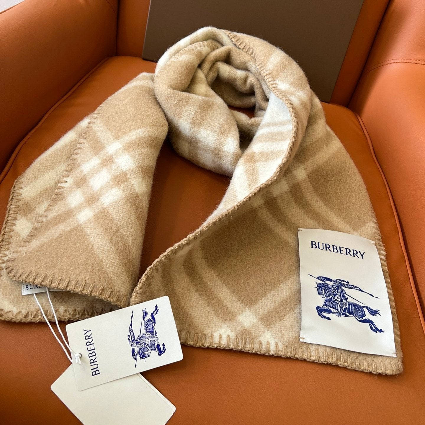BURBERRY CHECK WOOL 182 CM SCARF CAMEL BROWN 405051