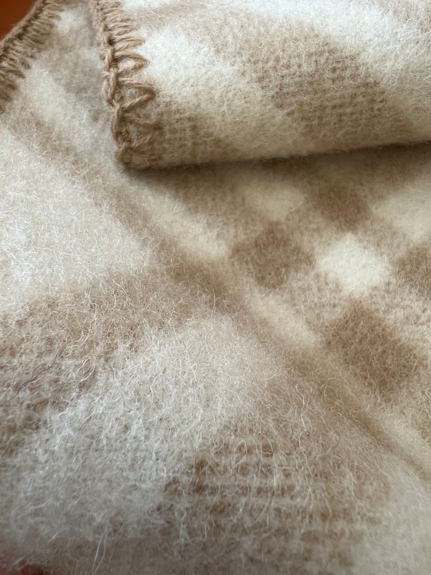 BURBERRY CHECK WOOL 182 CM SCARF CAMEL BROWN 405051