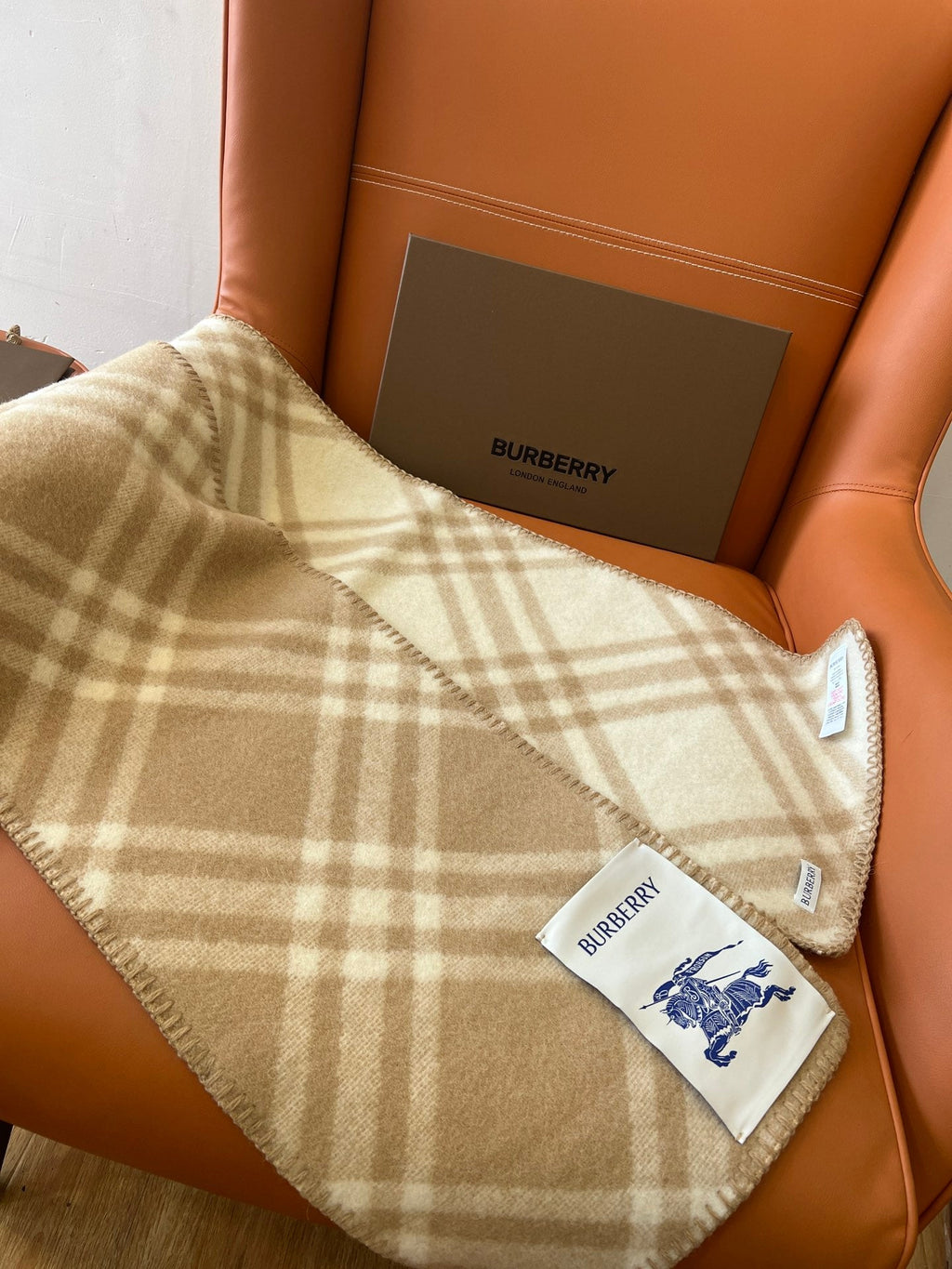 BURBERRY CHECK WOOL 182 CM SCARF CAMEL BROWN 405051