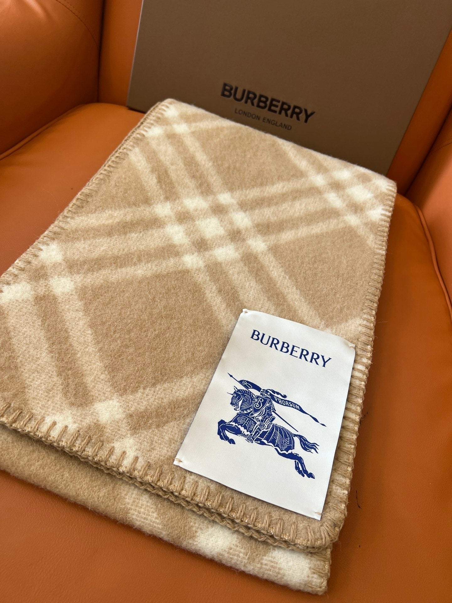 BURBERRY CHECK WOOL 182 CM SCARF CAMEL BROWN 405051