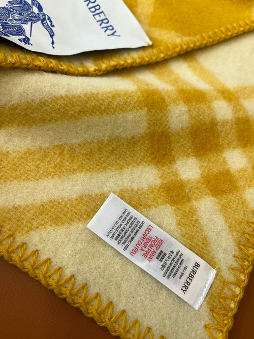 BURBERRY CHECK WOOL 182 CM SCARF AMBER YELLOW 405053