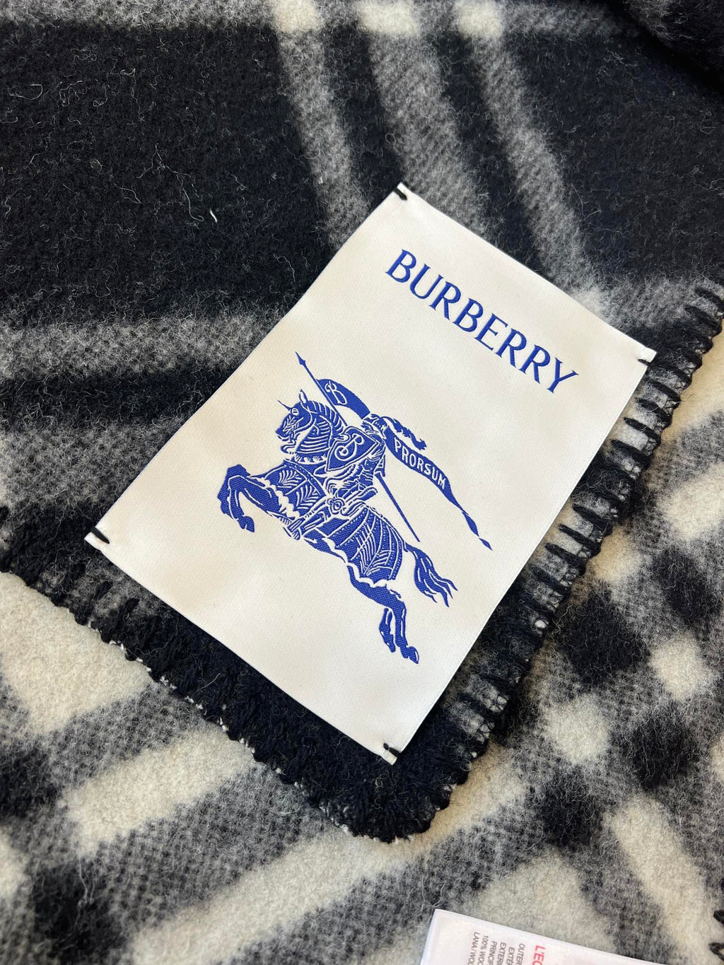 BURBERRY CHECK WOOL 182 CM SCARF BLACK 405055