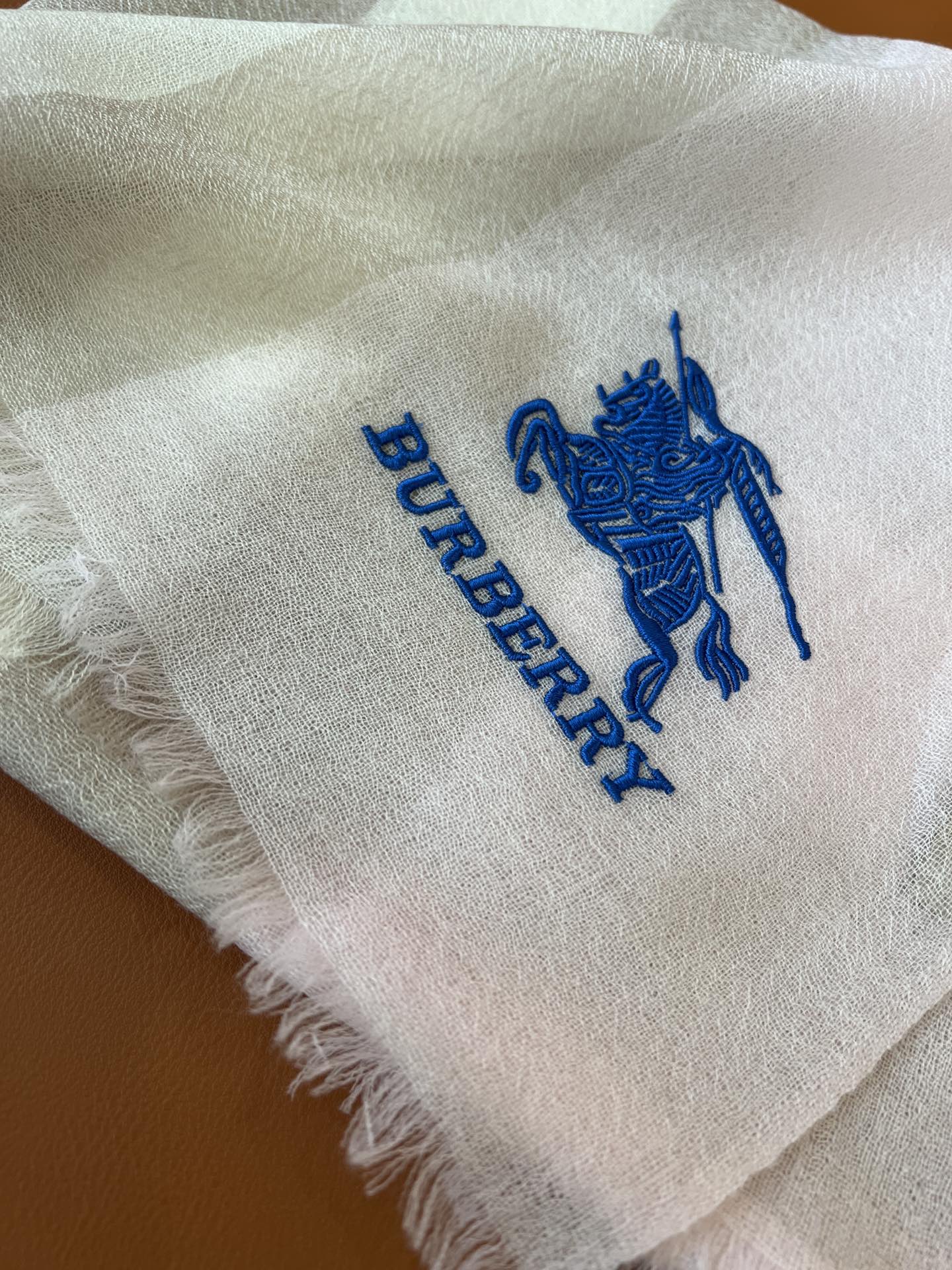 BURBERRY BBR SCARF 200 CM IN CASHMERE 492288