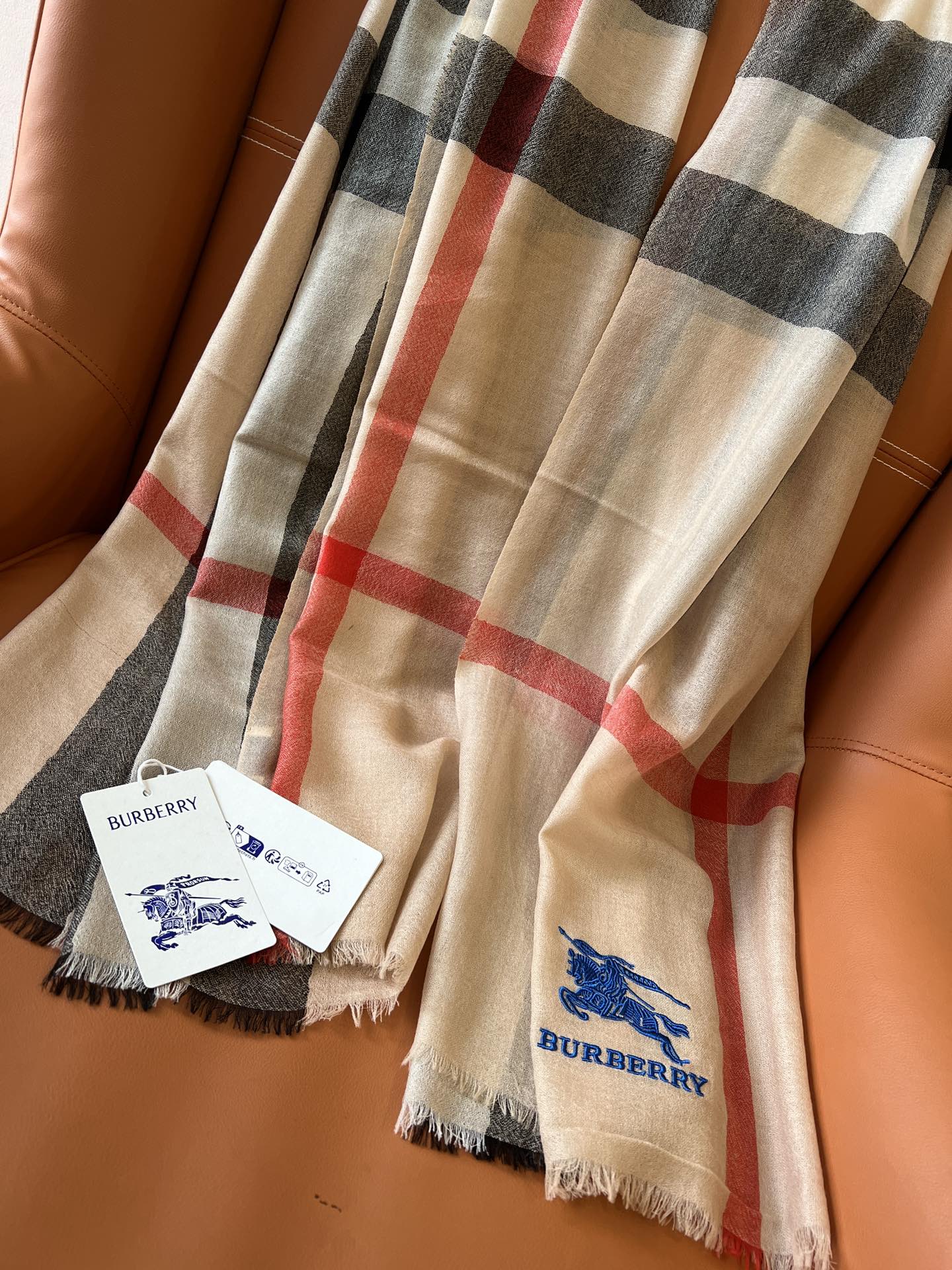 BURBERRY BBR SCARF 200 CM IN CASHMERE 492287