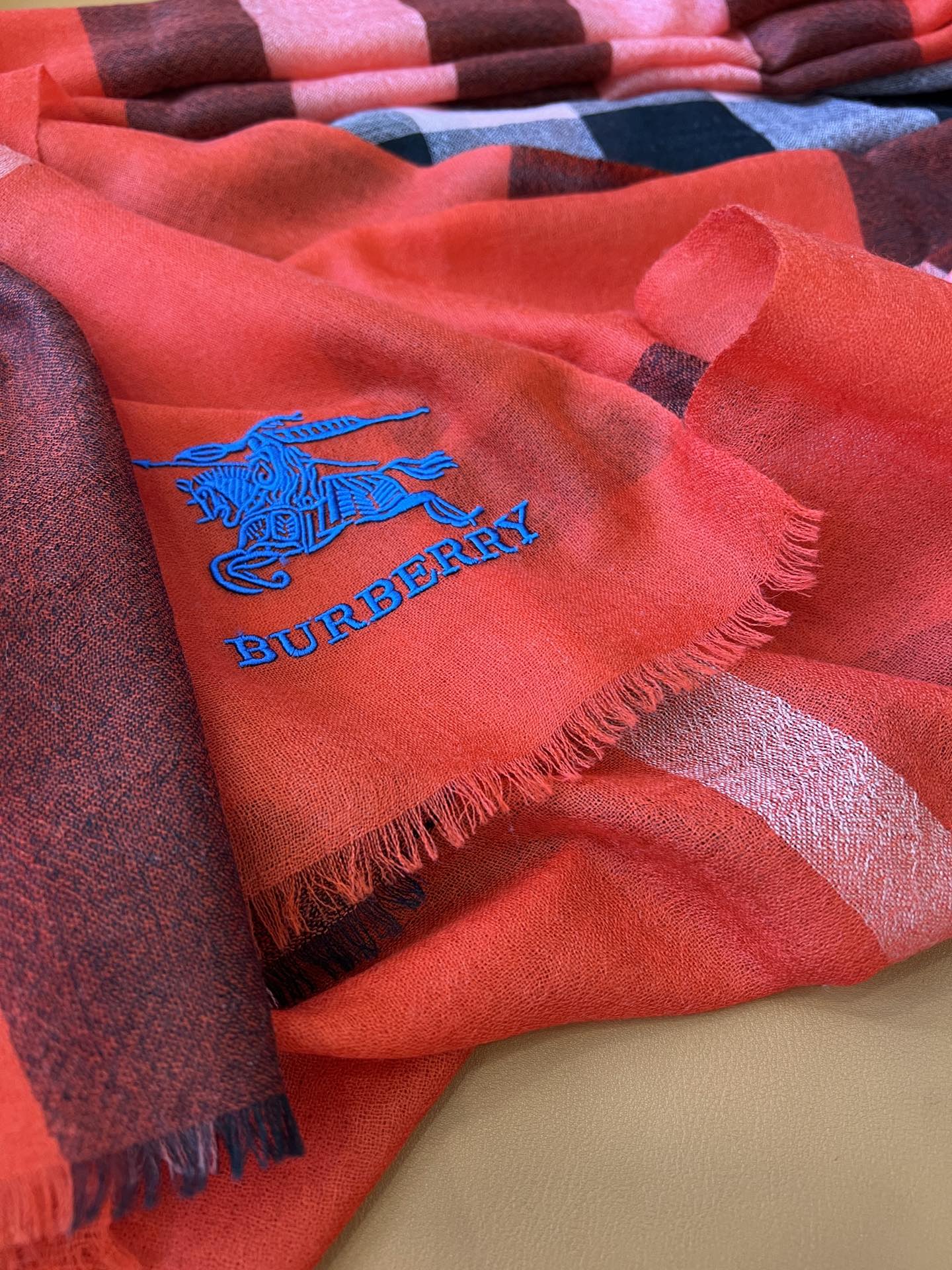 BURBERRY BBR SCARF 200 CM IN CASHMERE 492286