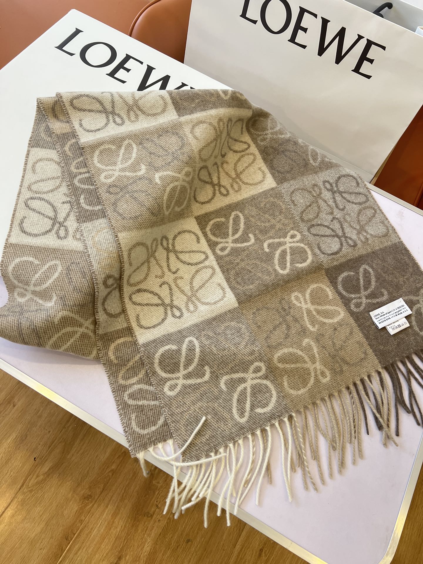 LOEWE SCARF 180 CM IN WHITE MIX BEIGE WOOL AND CASHMERE 410095