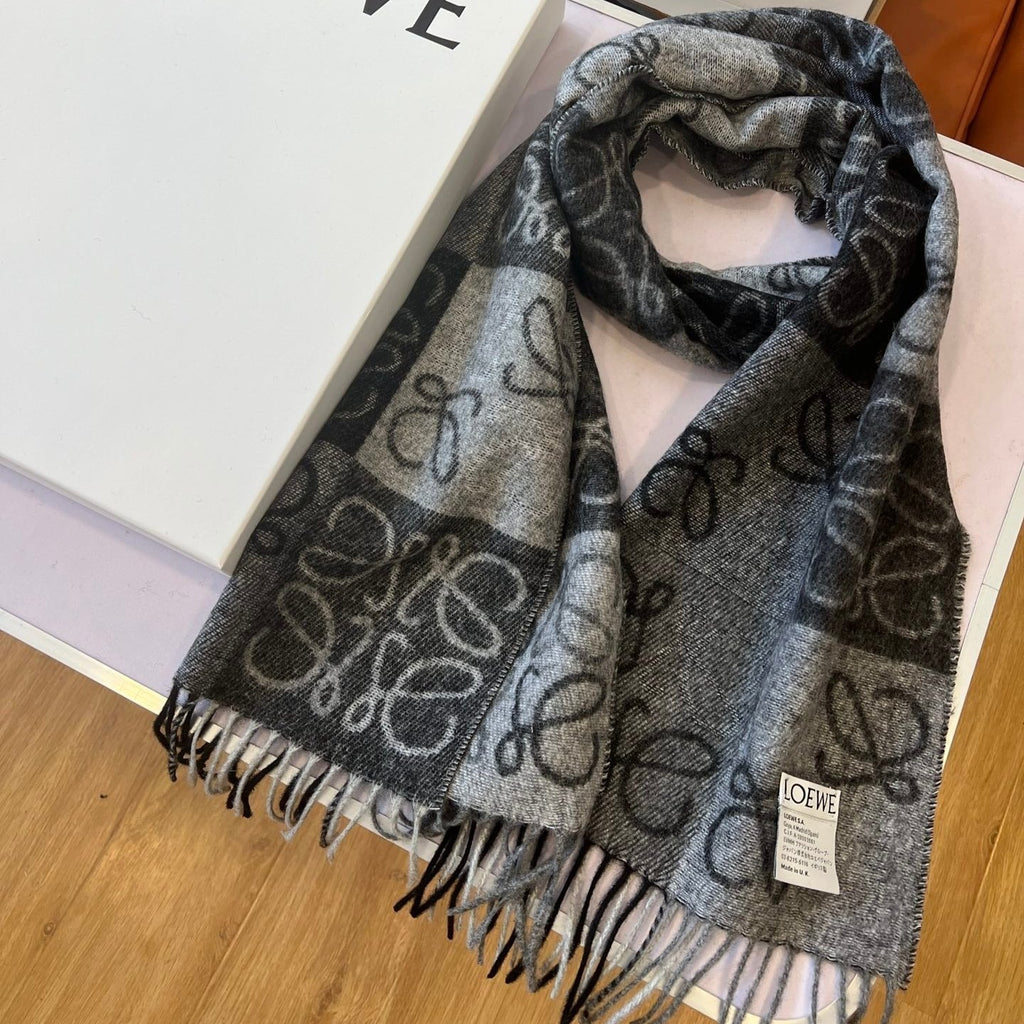 LOEWE SCARF 180 CM IN BLACK MIX WHITE WOOL AND CASHMERE 410097