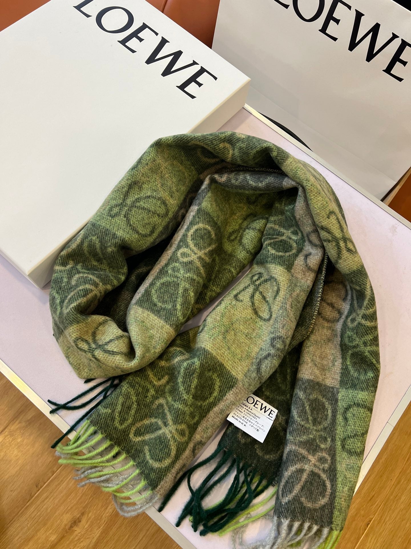 LOEWE SCARF 180 CM IN BOTTLE GREEN MIX KHAKI WOOL AND CASHMERE 410100