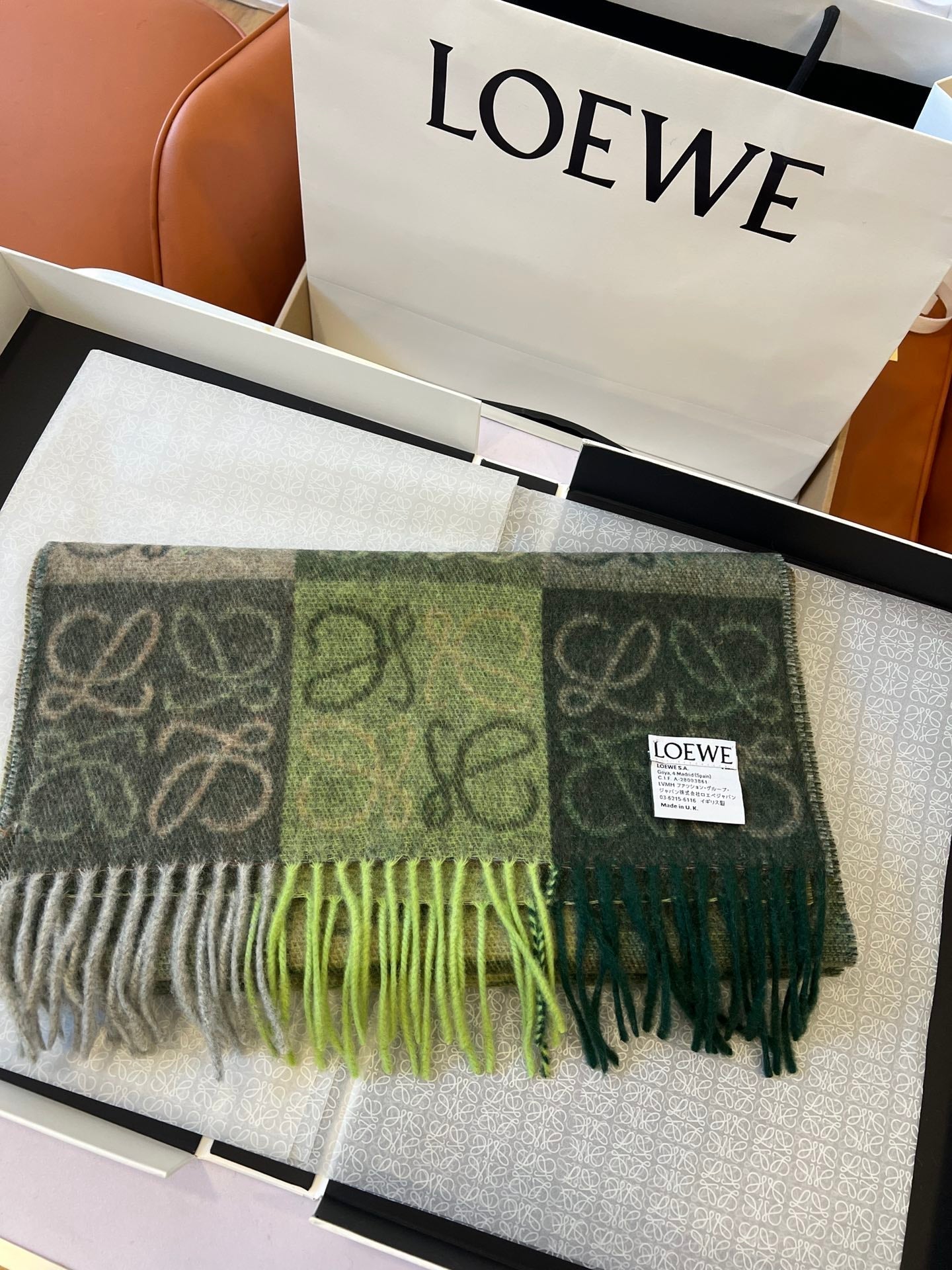 LOEWE SCARF 180 CM IN BOTTLE GREEN MIX KHAKI WOOL AND CASHMERE 410100