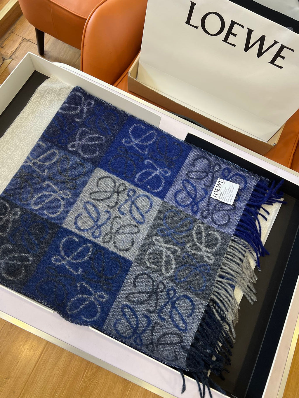 LOEWE SCARF 180 CM IN BLUE WOOL AND CASHMERE 410102
