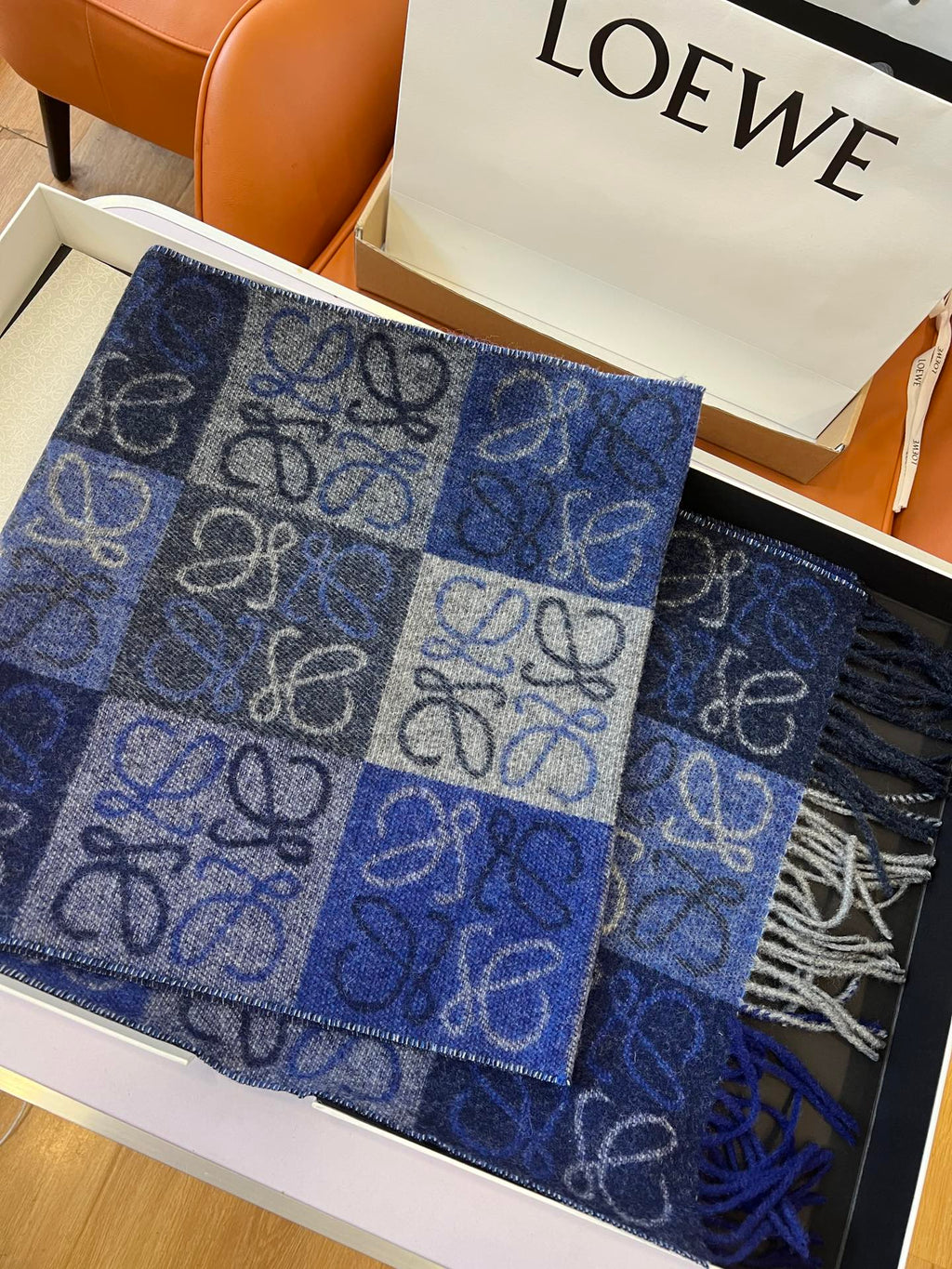 LOEWE SCARF 180 CM IN BLUE WOOL AND CASHMERE 410102