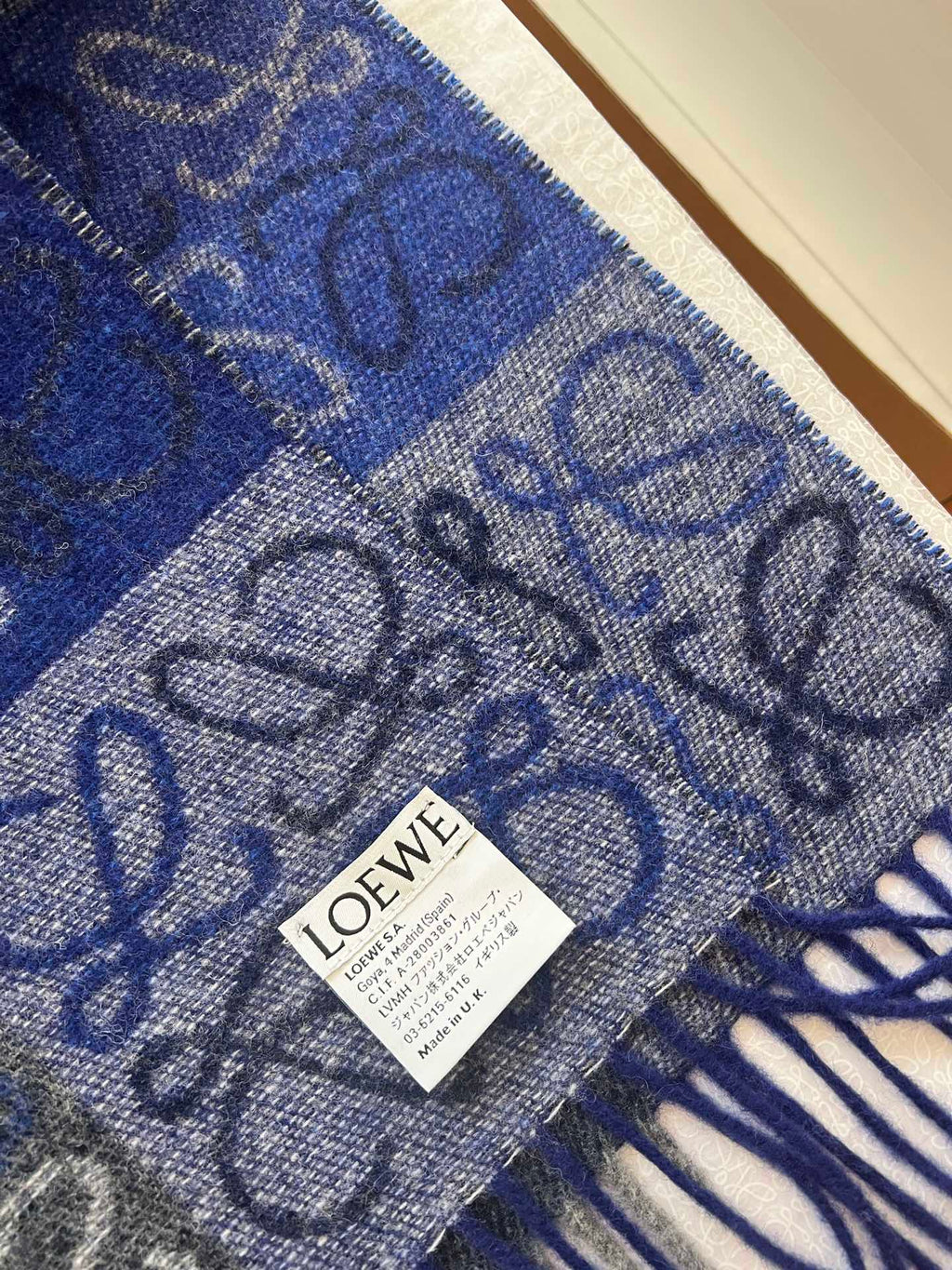 LOEWE SCARF 180 CM IN BLUE WOOL AND CASHMERE 410102
