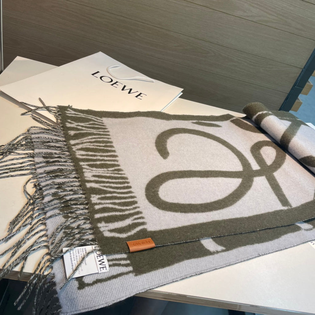 LOEWE SCARF 180 CM IN ARMY GREEN MIX WHITE WOOL AND CASHMERE 415268