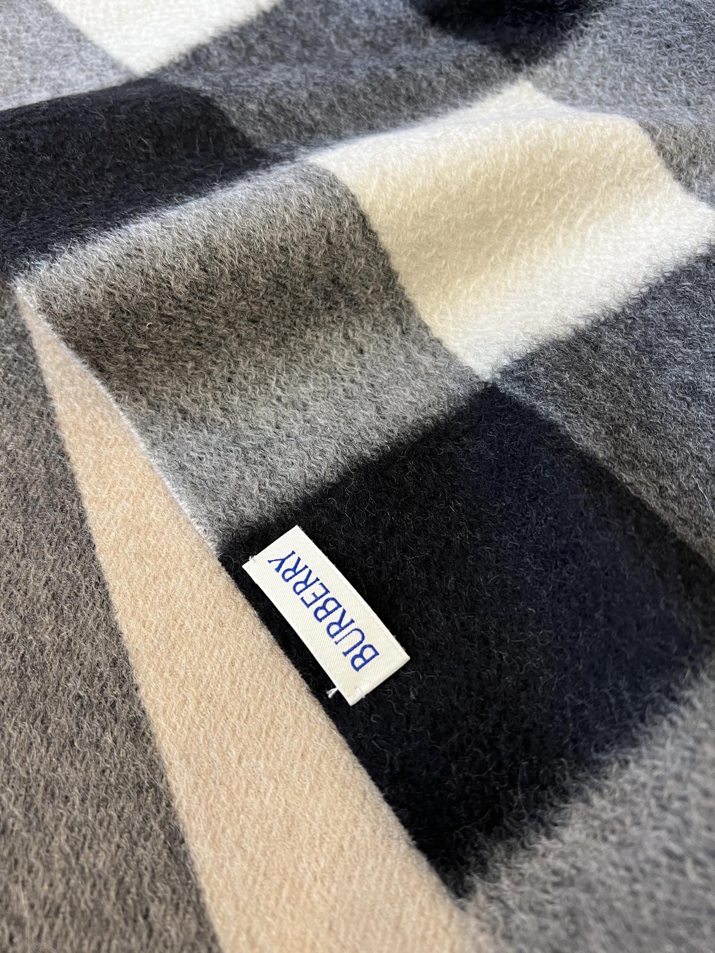 BURBERRY BBR SCARF 270 CM IN CASHMERE 492254