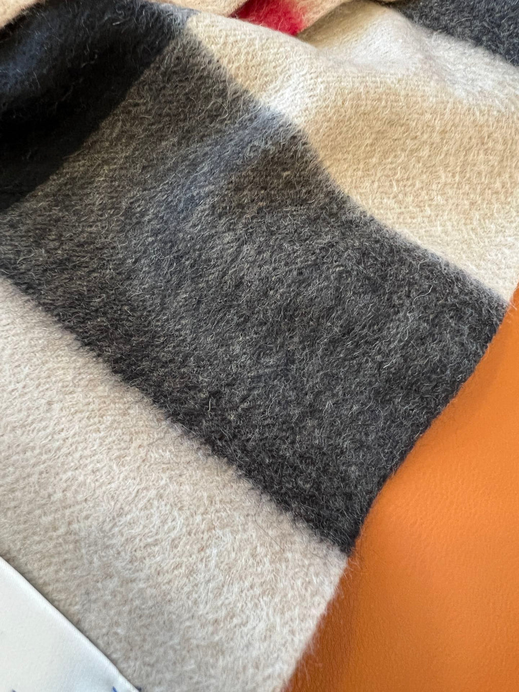 BURBERRY BBR SCARF 270 CM IN CASHMERE 492254