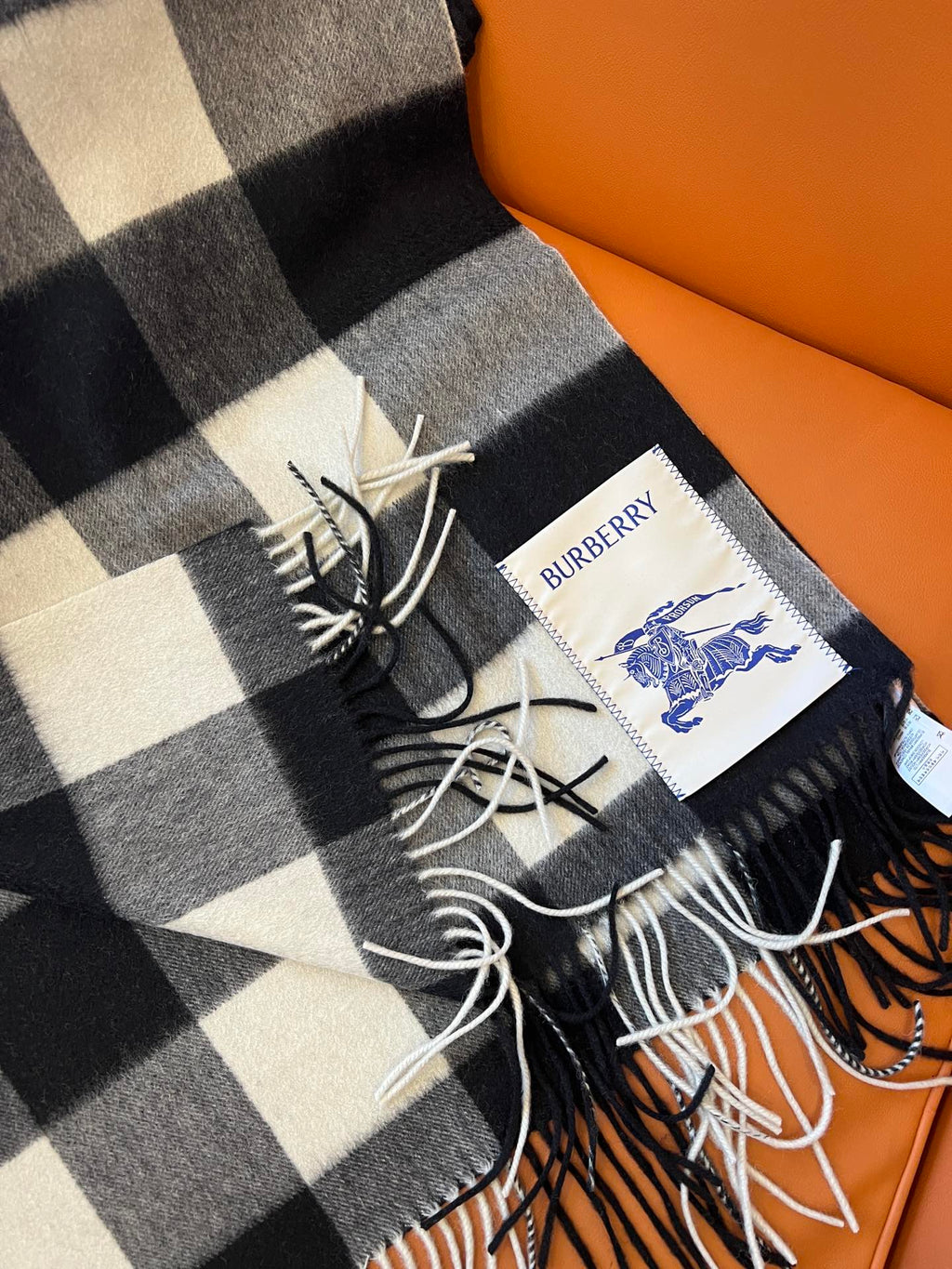 BURBERRY BBR SCARF 270 CM IN CASHMERE 492255