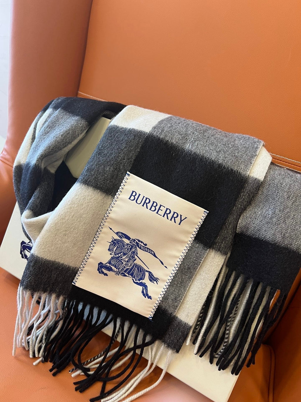 BURBERRY BBR SCARF 270 CM IN CASHMERE 492255
