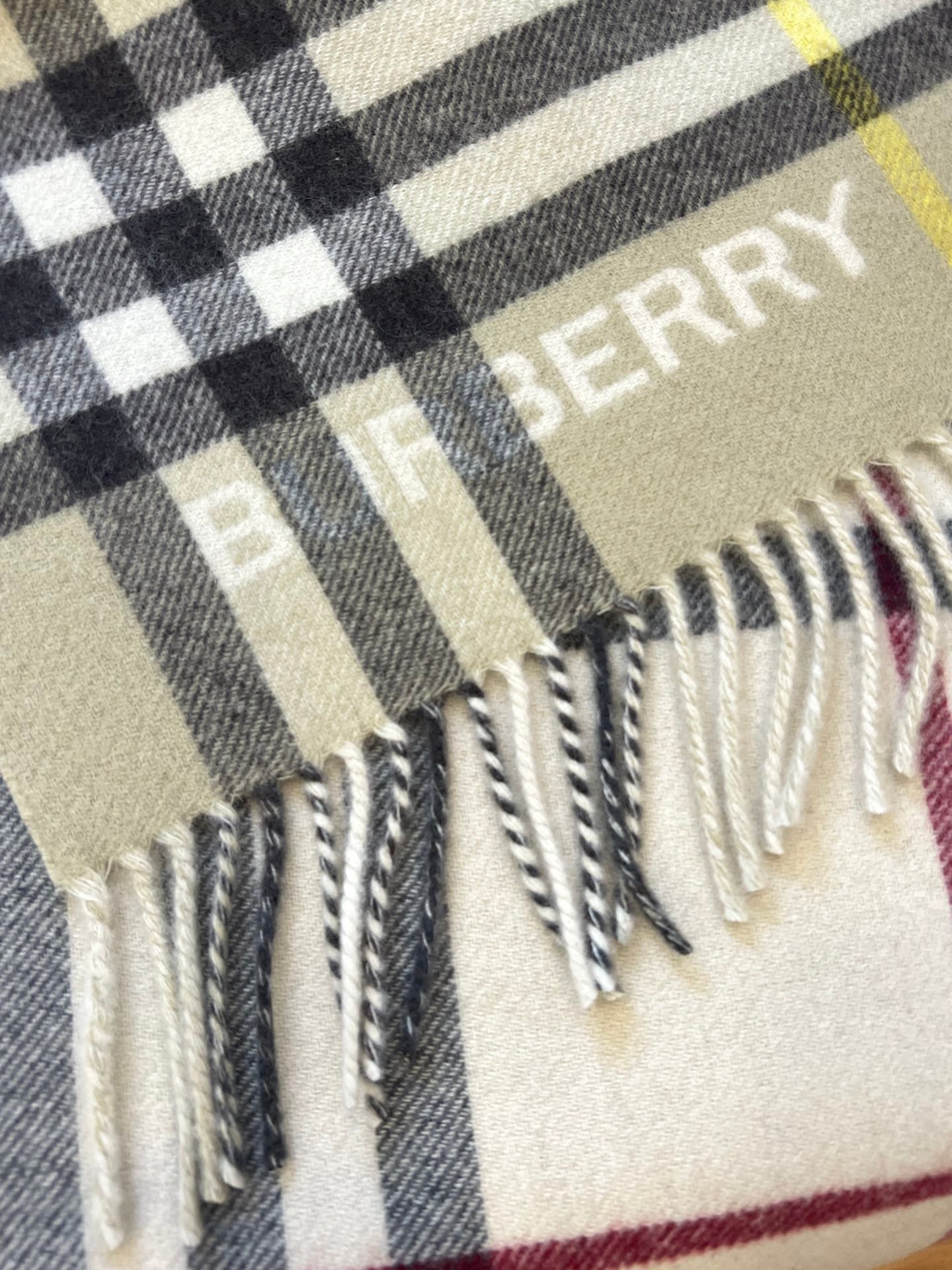 BURBERRY BBR SCARF 168 CM IN CASHMERE 489963