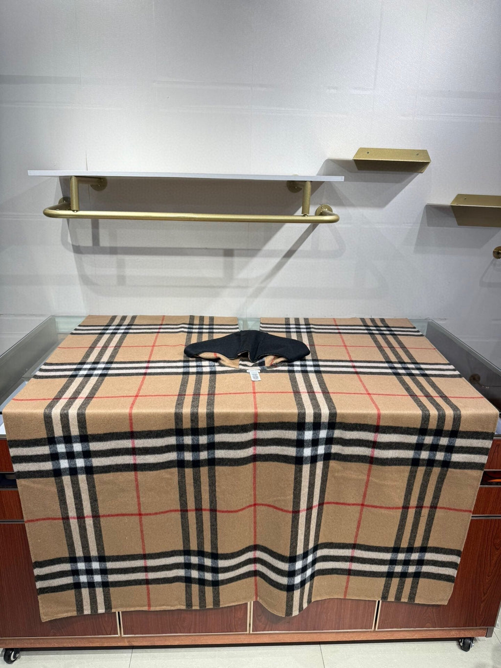 BURBERRY BBR SCARF IN CASHMERE 732154