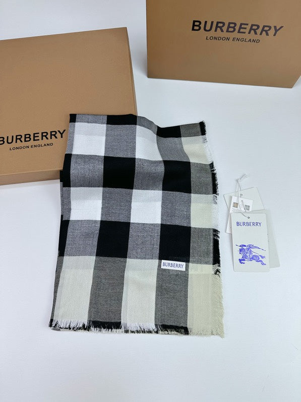 BURBERRY BBR SCARF 200 CM IN CASHMERE 740382