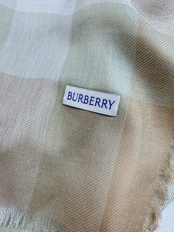 BURBERRY BBR SCARF 200 CM IN CASHMERE 740383