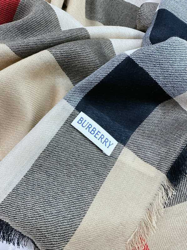 BURBERRY BBR SCARF 200 CM IN CASHMERE 740384